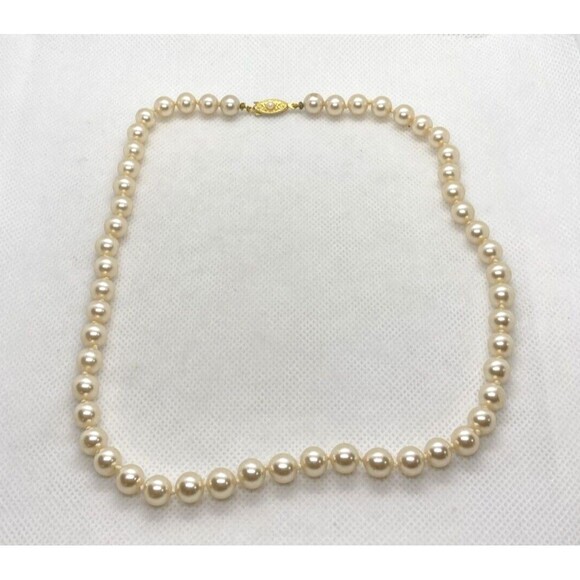 Vintage Japan Faux Pearl Knotted Beaded Single Strand 19'' Necklace Fish Hook - Picture 3 of 10